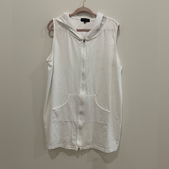 Club Z Collection Other - White Hooded Sleeveless Zip-Up Vest cover up